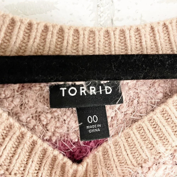 Torrid Pink Striped V Neck Fuzzy Eyelash Sweater Women's Plus Size 00 - Picture 8 of 10